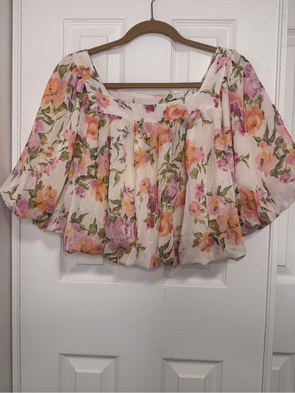 Anthropologie Cream Floral Puff-Sleeve Peasant Top with Pink & Peach Flowers